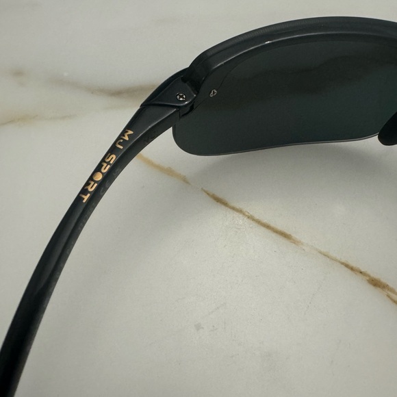 MAUI JIM Banyans SUNGLASSES + CASE and CLOTH. NEW & UNWORN. Bought in Italy. - Picture 11 of 11